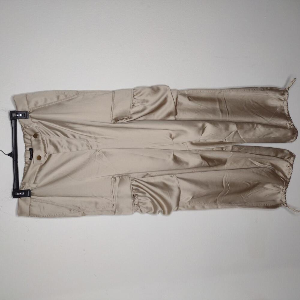 NWT Banana Republic Women's Tan/Cargo Pants Size Large